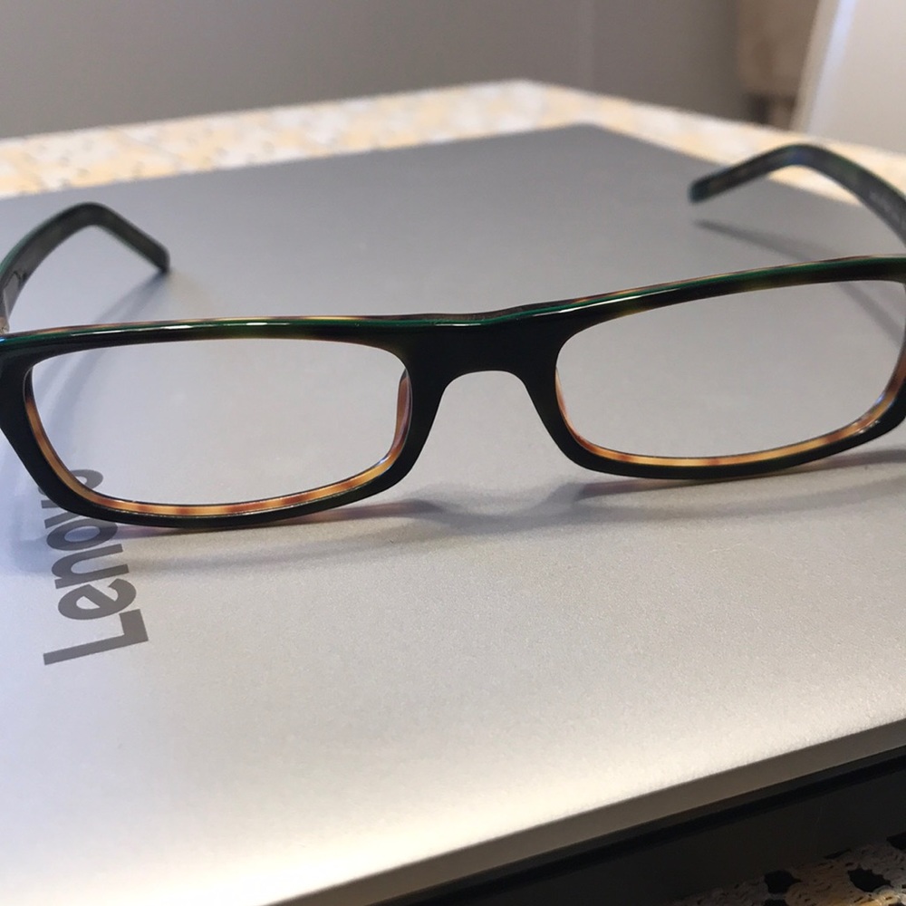 ❌SOLD❌Dolce and Gabbana Frames - Picture 2 of 6